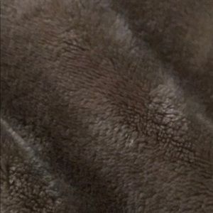 Meet your Posher, Anonymous